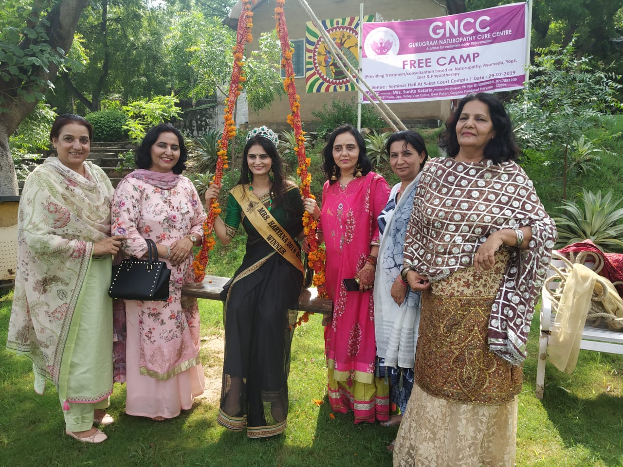 डॉ. सुनीता कटारिया द्वारा तीज महोत्सव समारोह का कार्यक्रम किया गया