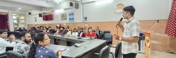 डीएवी शताब्दी महाविद्यालय में इंटरप्रेन्योरशिप उद्यमिता पखवाड़े का आयोजन