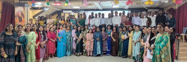 शिक्षक दिवस सम्मान समारोह: हमारे मार्गदर्शकों का सम्मान